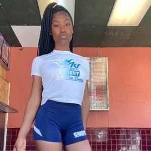 Meet your Posher, Tierra